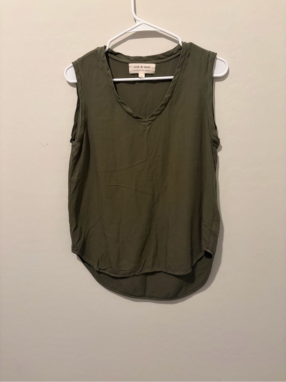 Cloth and Stone Olive Green Sleeveless Top